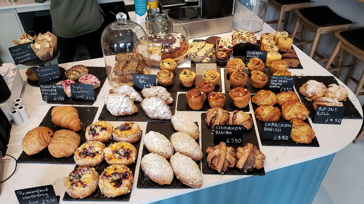 Greenhalgh's – bakery in Ashton-in-Makerfield town centre